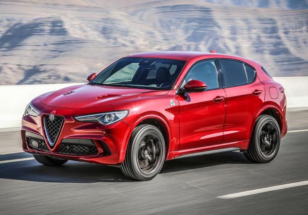 Alfa Romeo Stelvio Quadrifoglio, la SUV dell?anno