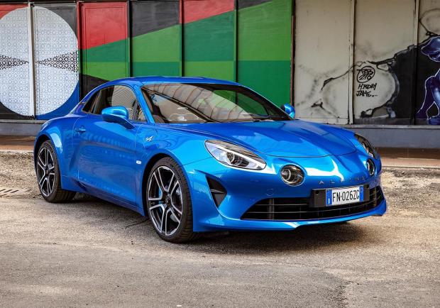 Alpine A110 al Fuorisalone, design eterno 03