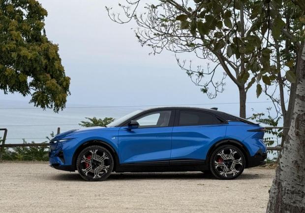 Alpine A390 GT Bleu Alpine Vision 12