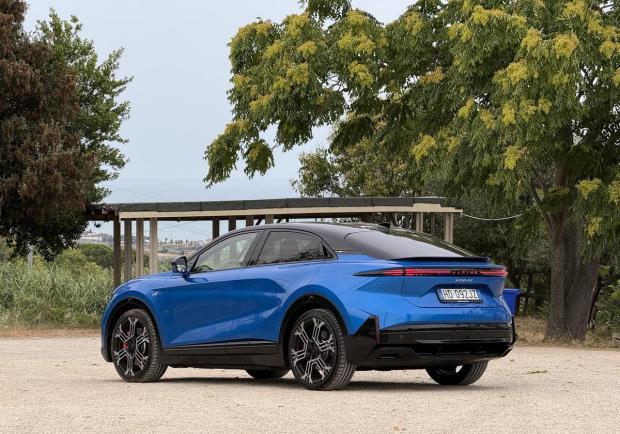 Alpine A390 GT Bleu Alpine Vision 2