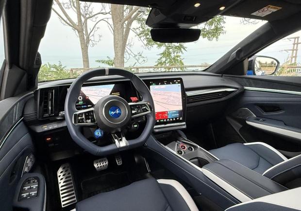 Alpine A390 GT Bleu Alpine Vision 5