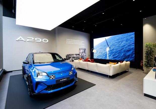 Atelier Alpine A290 Lounge Milano