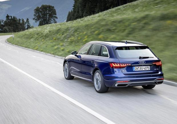 Audi A4, le novità del model year 2021 01