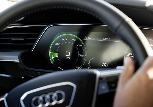 Audi, la e-tron Prototipo cattura energia 05