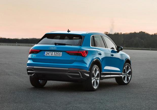 Audi Q3 tre quarti posteriore