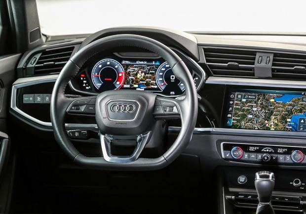 Audi Q3, via alle prevendite in Italia 04