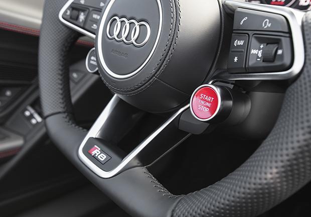 Audi R8 V10 RWS, Coupé e Spyder in edizione limitata 05