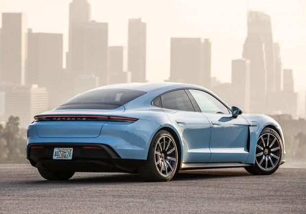 Auto elettriche 2021 Porsche Taycan