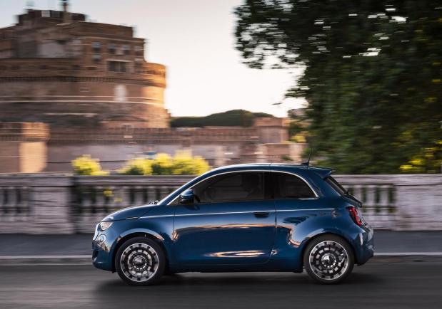 Auto nuova o modello usato