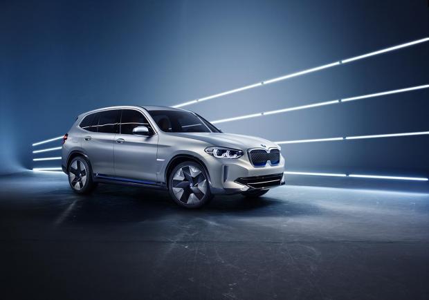 BMW a BluE, un format sul futuro della mobilità 02