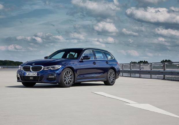 BMW, l'offensiva dell'Elica Blu a Francoforte 01