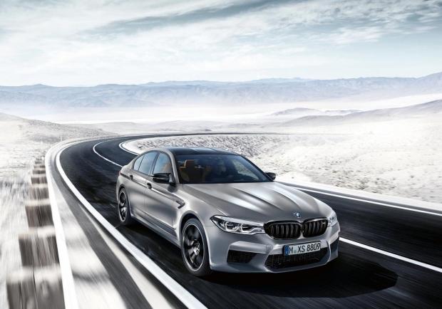 BMW M5 Competition vista alto