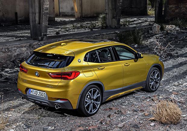 BMW X2 dall'alto