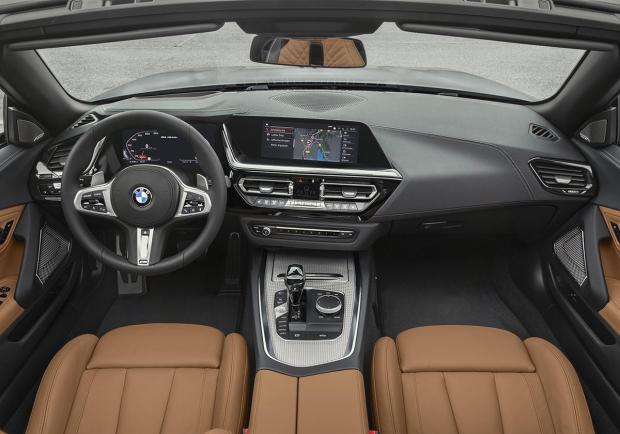 BMW Z4, la nuova roadster dell'elica 06