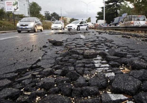 buche Roma Sicurezza Stradale