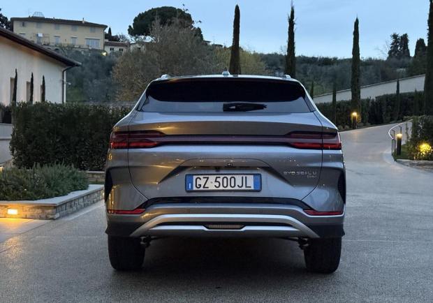 BYD Seal U DM-i Comfort posteriore