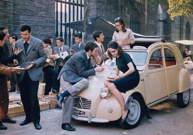 Citroen 2CV foto epoca