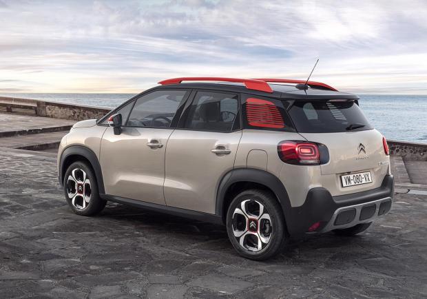 Citroen C3 Aircross BlueHDi 120 EAT6 C-Series foto