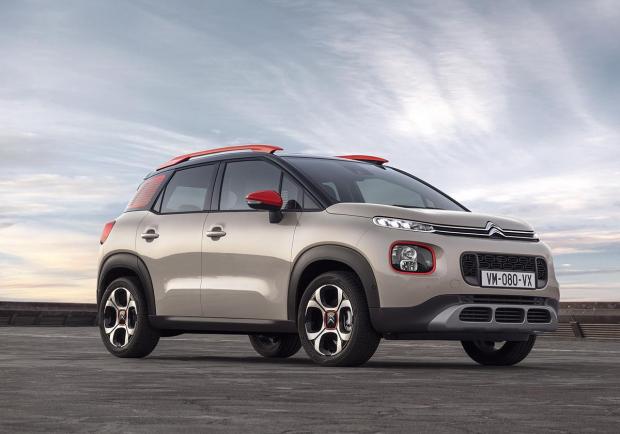 Citroen C3 Aircross BlueHDi 120 EAT6 C-Series immagine