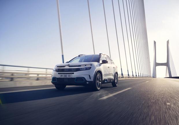 Citroen C5 Aircross Hybrid, la Suv francese diventa ibrida