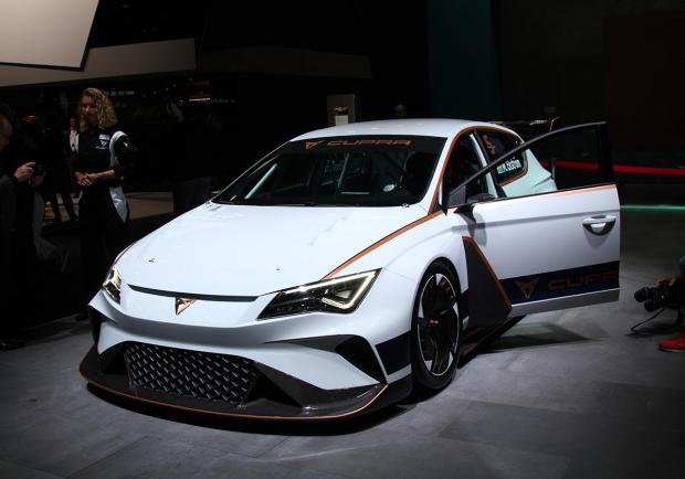 Cupra, a Francoforte il debutto della Concept elettrica 21