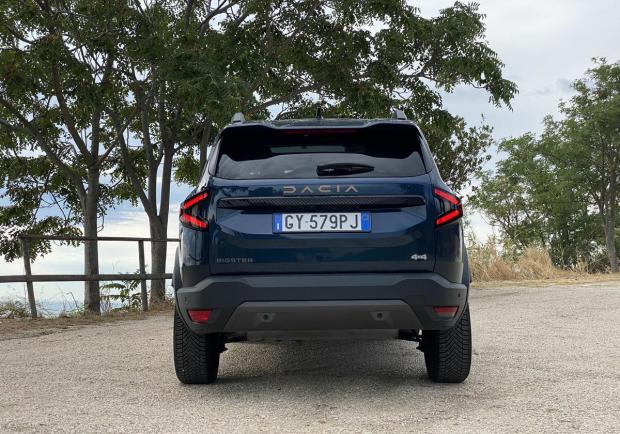 Dacia Bigster 4x4 Extreme posteriore