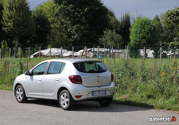 Dacia Sandero 1.0 SCe 75 7