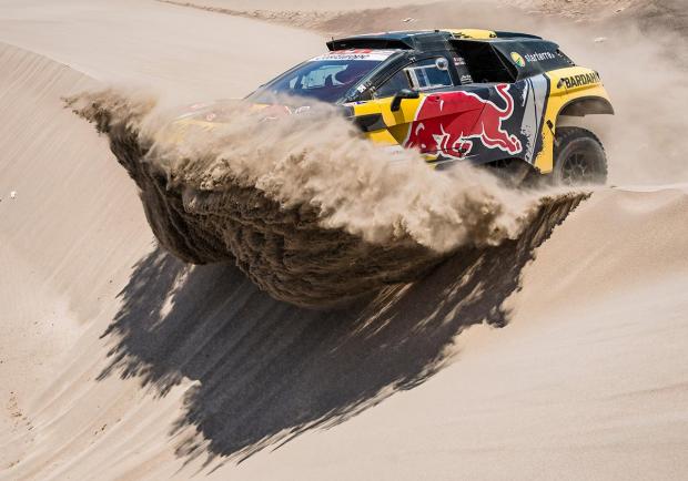 Dakar 2019, tris di Loeb nella tappa più dura 03