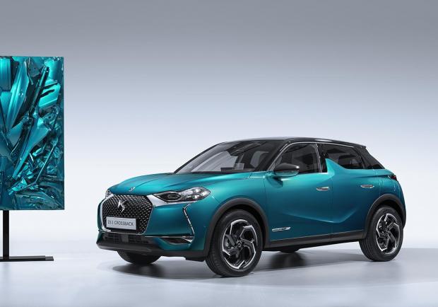 DS World Paris, l'arte di Fernando Costa celebra la DS 3 Crossback