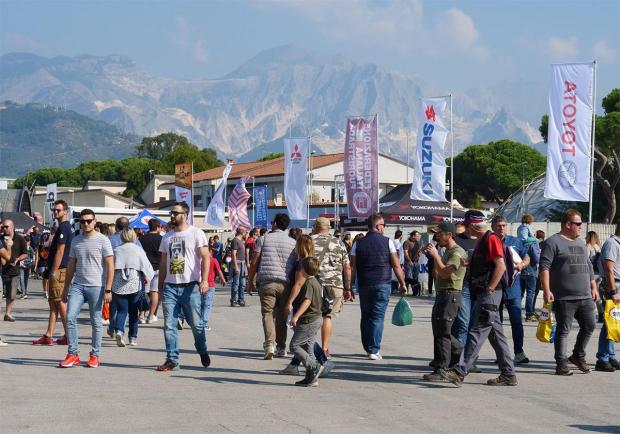 Esterni 4x4 Fest Carrara