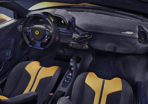 Ferrari 458 Speciale A interni