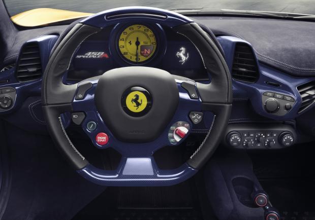 Ferrari 458 Speciale A posto di guida