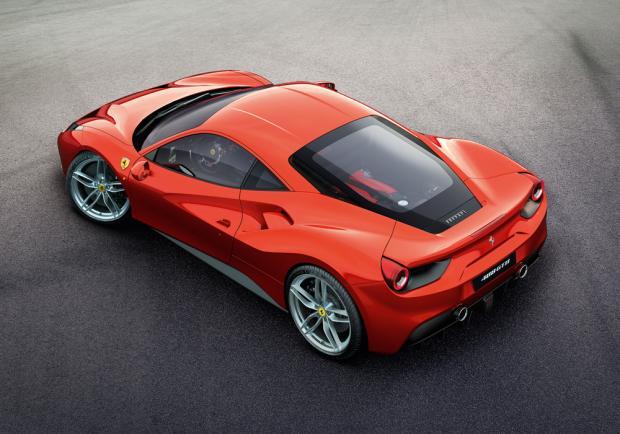 Ferrari 488 GTB tre quarti posteriore