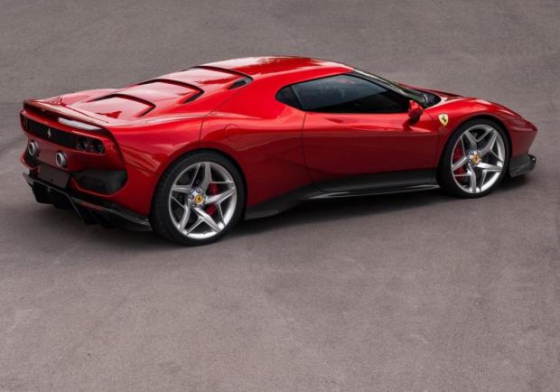 Ferrari SP38 tre quarti posteriore