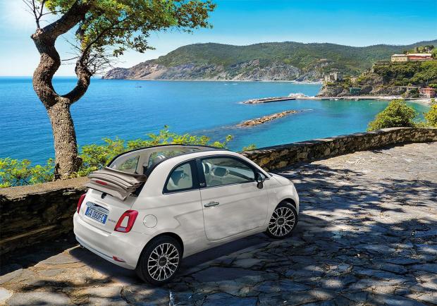 Fiat 500 Dolcevita edizione speciale posteriore