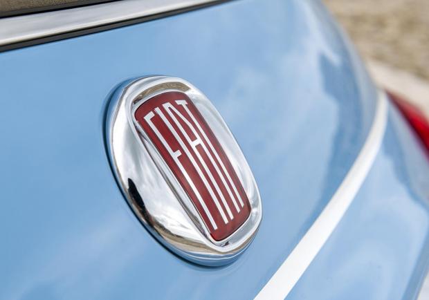 Fiat 500 da mare: ecco la serie speciale Spiaggina ?58 01
