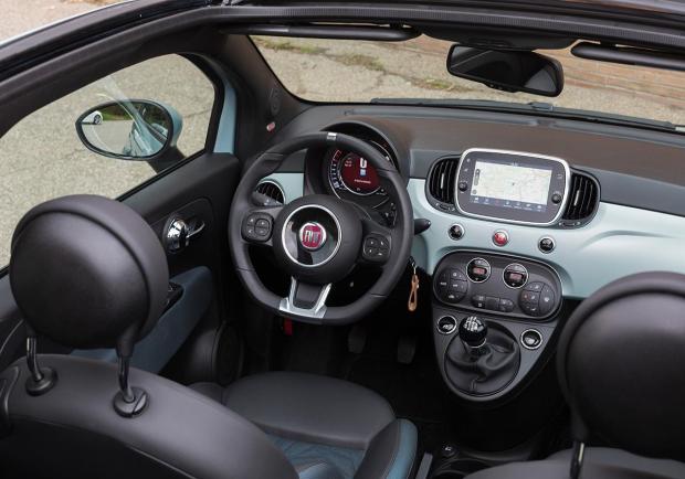 Fiat 500C Hybrid interni