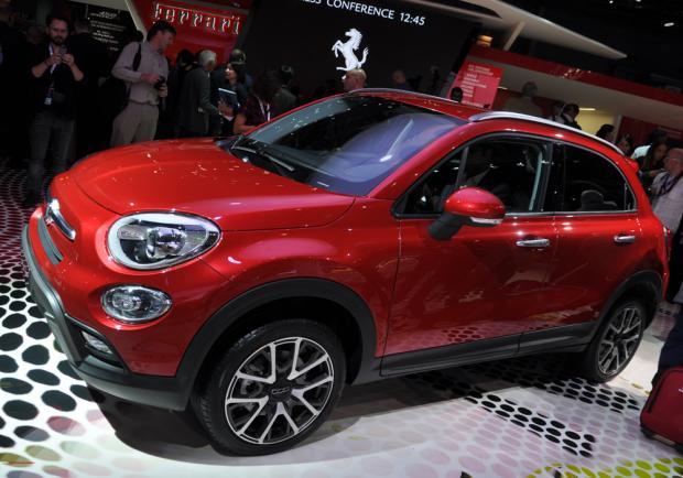 Fiat 500X, la prima immagine dal Salone di Parigi