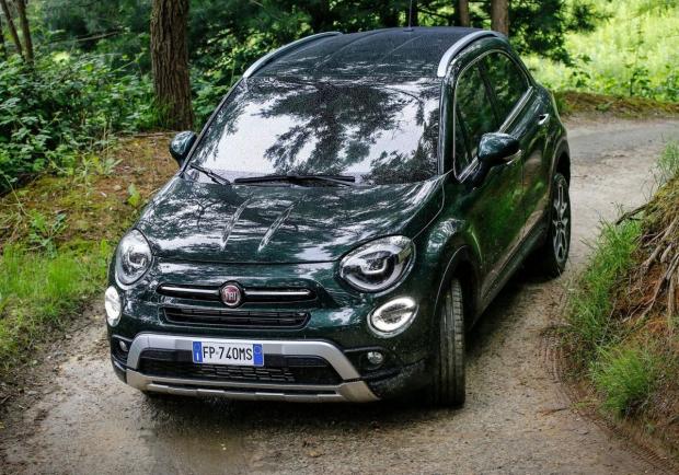 Fiat 500X restyling vista alto