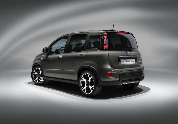 Fiat Panda, la nuova generazione è anche Sport 03