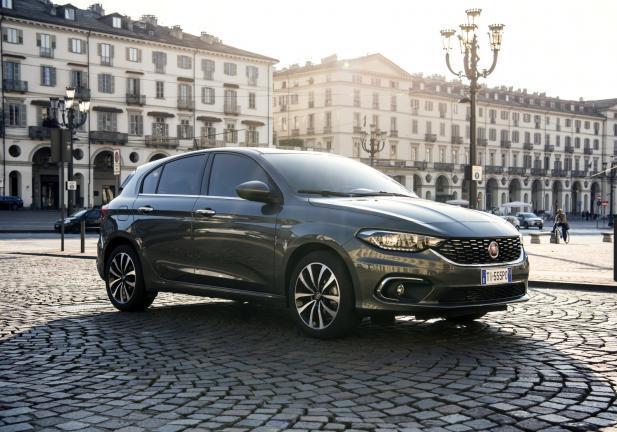 Fiat Tipo 2017 profilo tre quarti