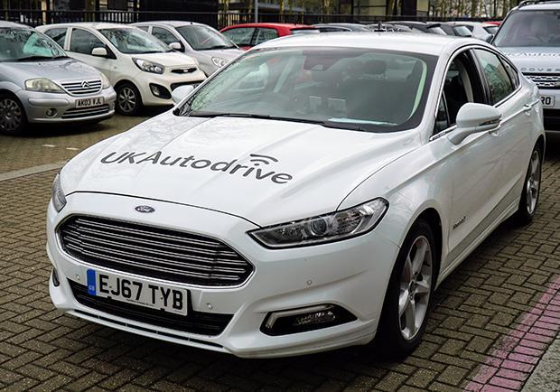 Dove parcheggiare? Ci pensa Ford, con il Collaborative Parking 02