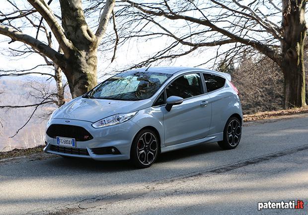 Ford Fiesta ST200 4