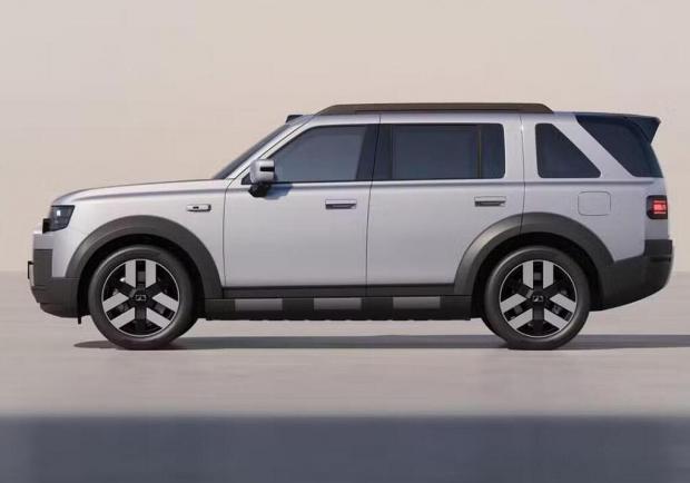 Freelander 8 - vista laterale