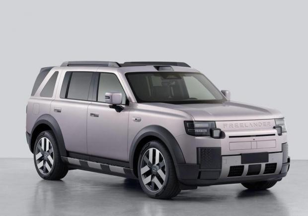 Freelander 8 - vista tre quarti