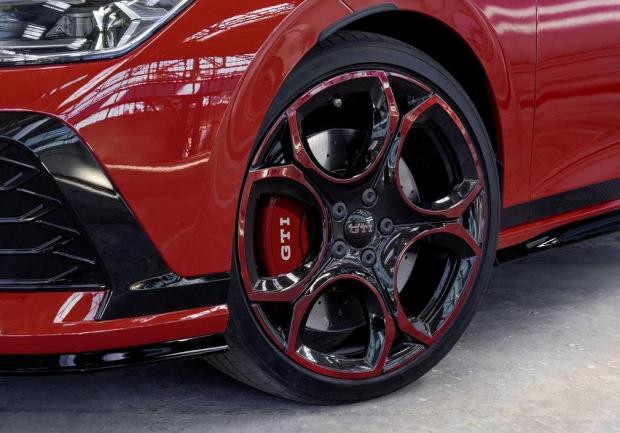Golf GTI Edition 50 - particolare ruota 2