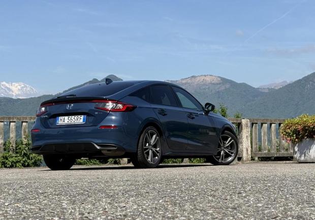 Honda Civic full-hybrid Sport 5