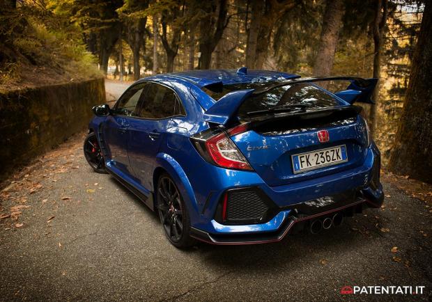 Honda Civic Type R posteriore