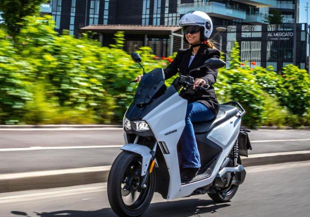 Horwin italia scooter elettrici 2