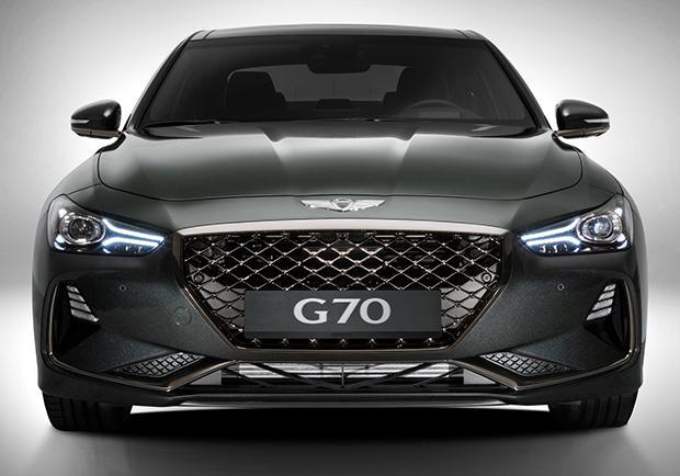 Hyundai Genesis G70 anteriore